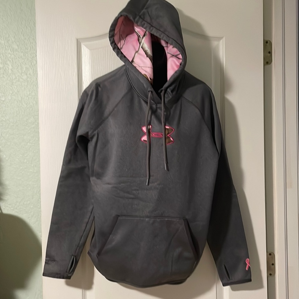 Under Armour grey sweatshirt